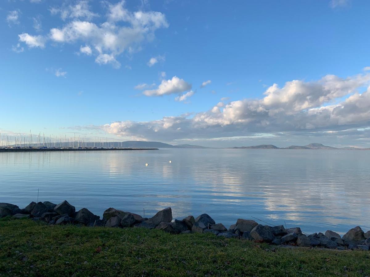 Topart Apartman I Balatonfenyves Buitenkant foto