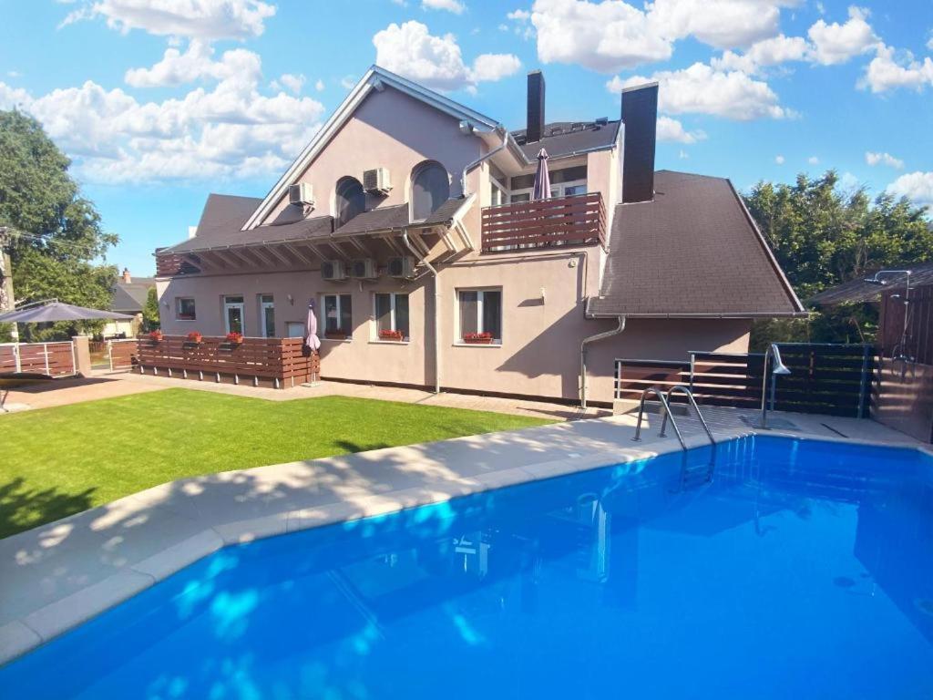 Topart Apartman I Balatonfenyves Buitenkant foto